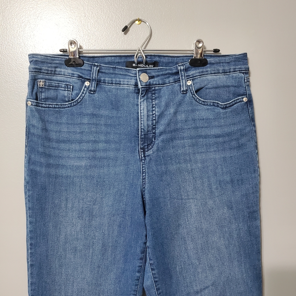 Bandolino Mandie Classic Blue Straight Leg Women's Jeans - Picture 2 of 9